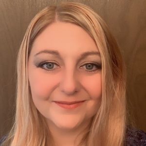 Meet your Posher, Rhiannon